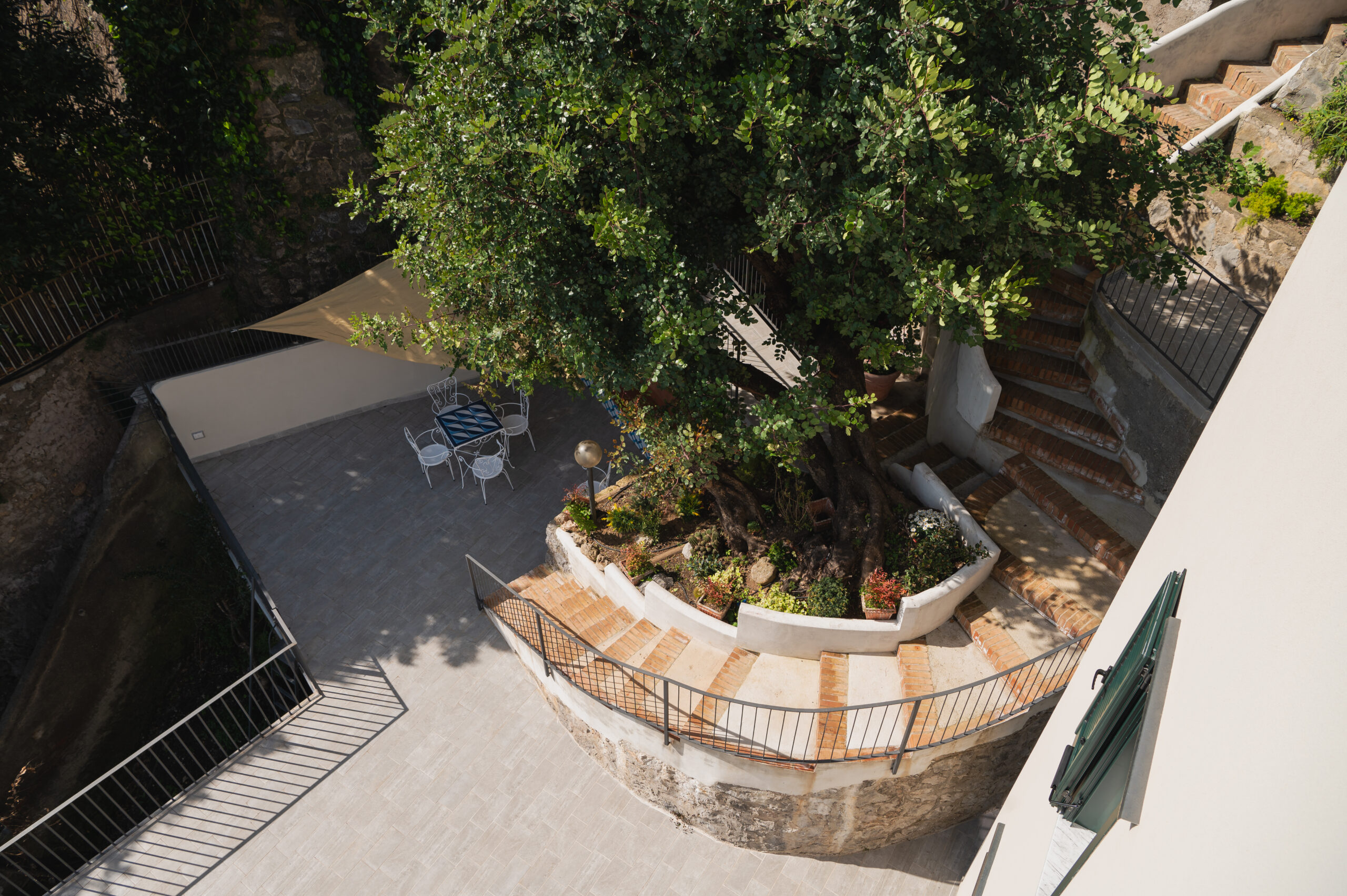 Entrance stairs